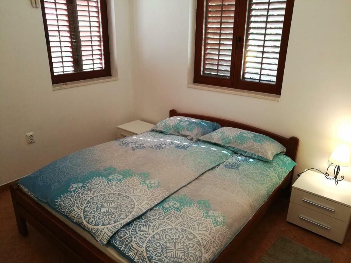 Appartamento Casa Val Madorso Peroj Esterno foto